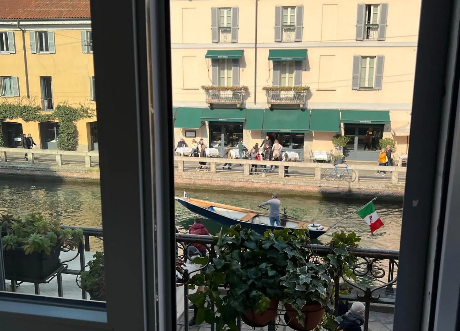 La Casa Di Tessa - Navigli Apartments Mediolan 0*,