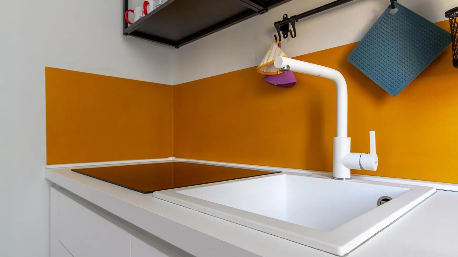 La Casa Di Tessa - Navigli Apartments Mediolan