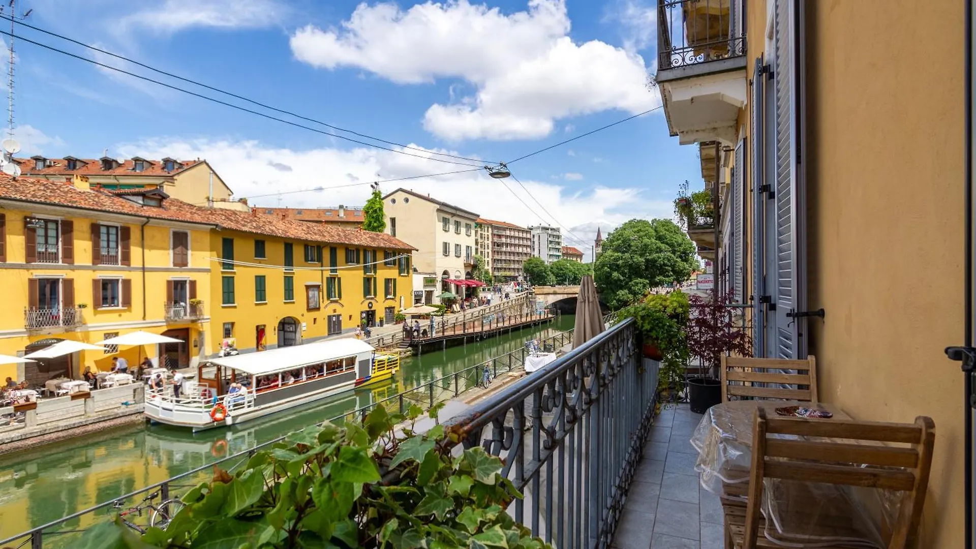La Casa Di Tessa - Navigli Apartments Mediolan
